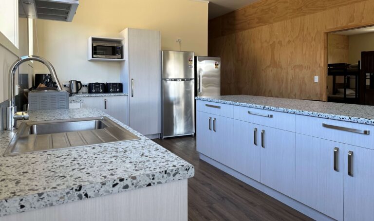 OHP Lodge Kitchen Benches Zipped 768x454